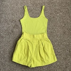 Linen-blend pull on shorts with a slim-fitting bodysuit seamless fabric